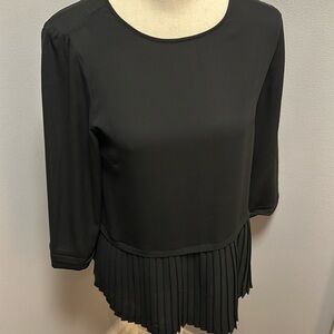 Womens The Limited Black Top Size Smalll